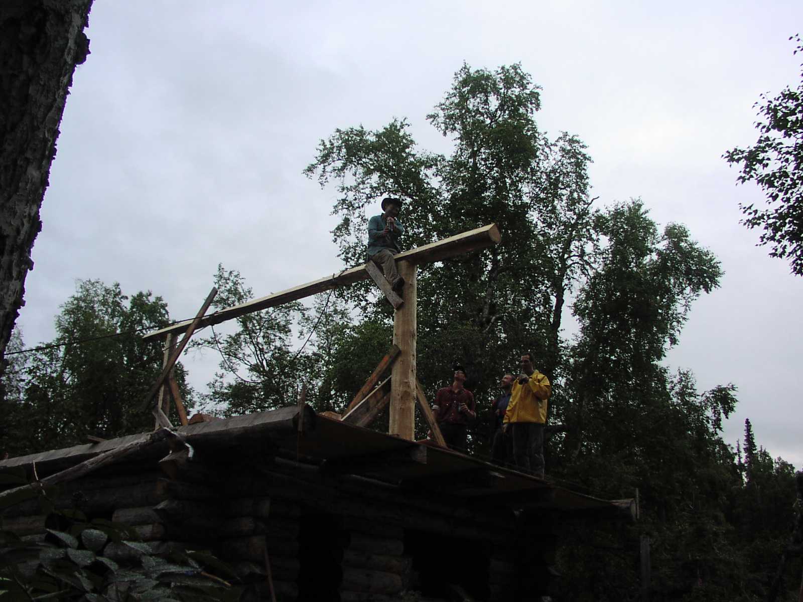 Setting the ridge beam.